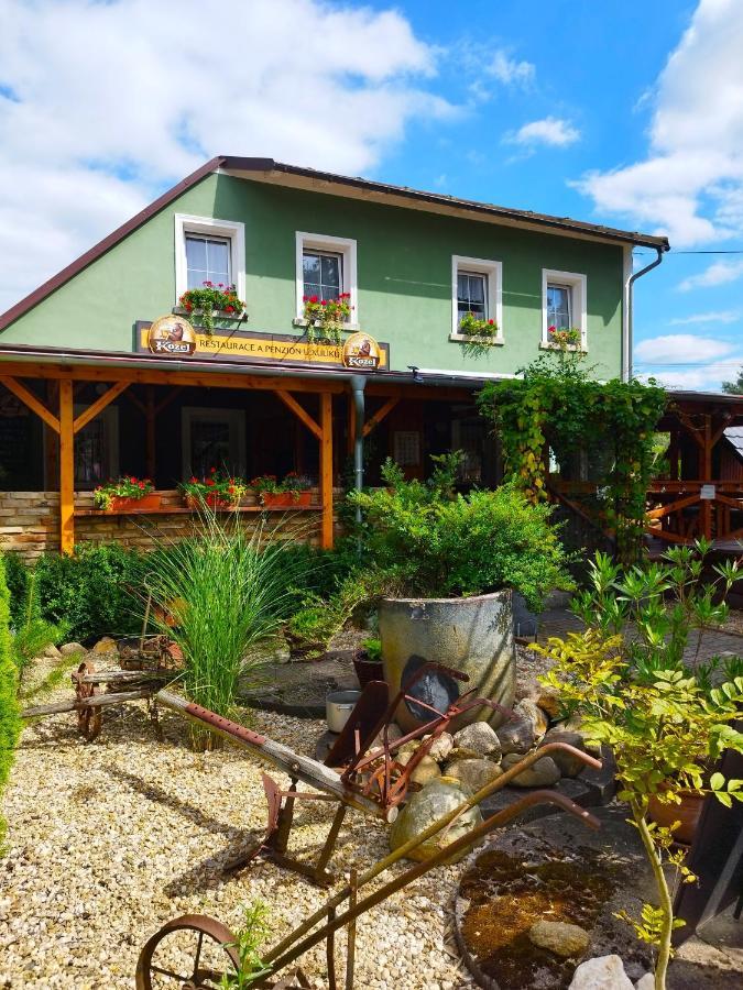 Restaurace A Penzion U Kuliku Raspenava Esterno foto